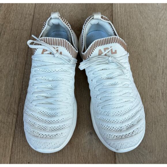Women's APL TechLoom Wave Sneaker White Sz 8 Classic Athleisure Running Trainers - Picture 8 of 9